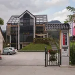 Eco Boutique Ams Beagle Bled