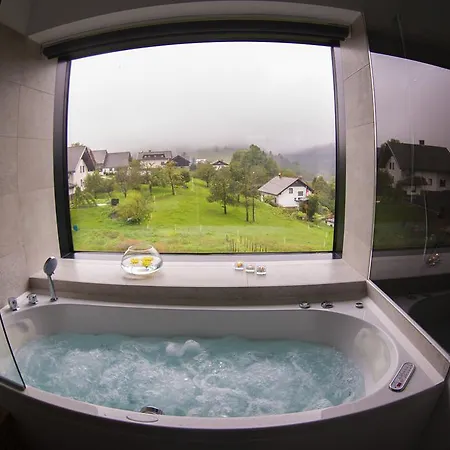 Eco Boutique Ams Beagle 4*